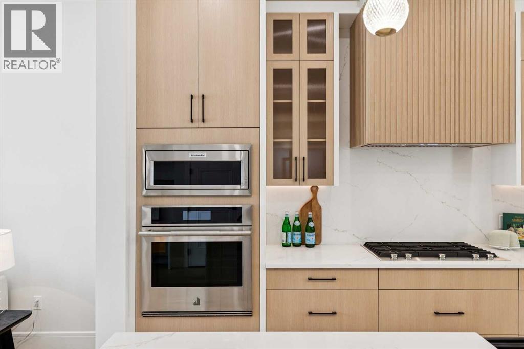 2810 38 Street SW - 15