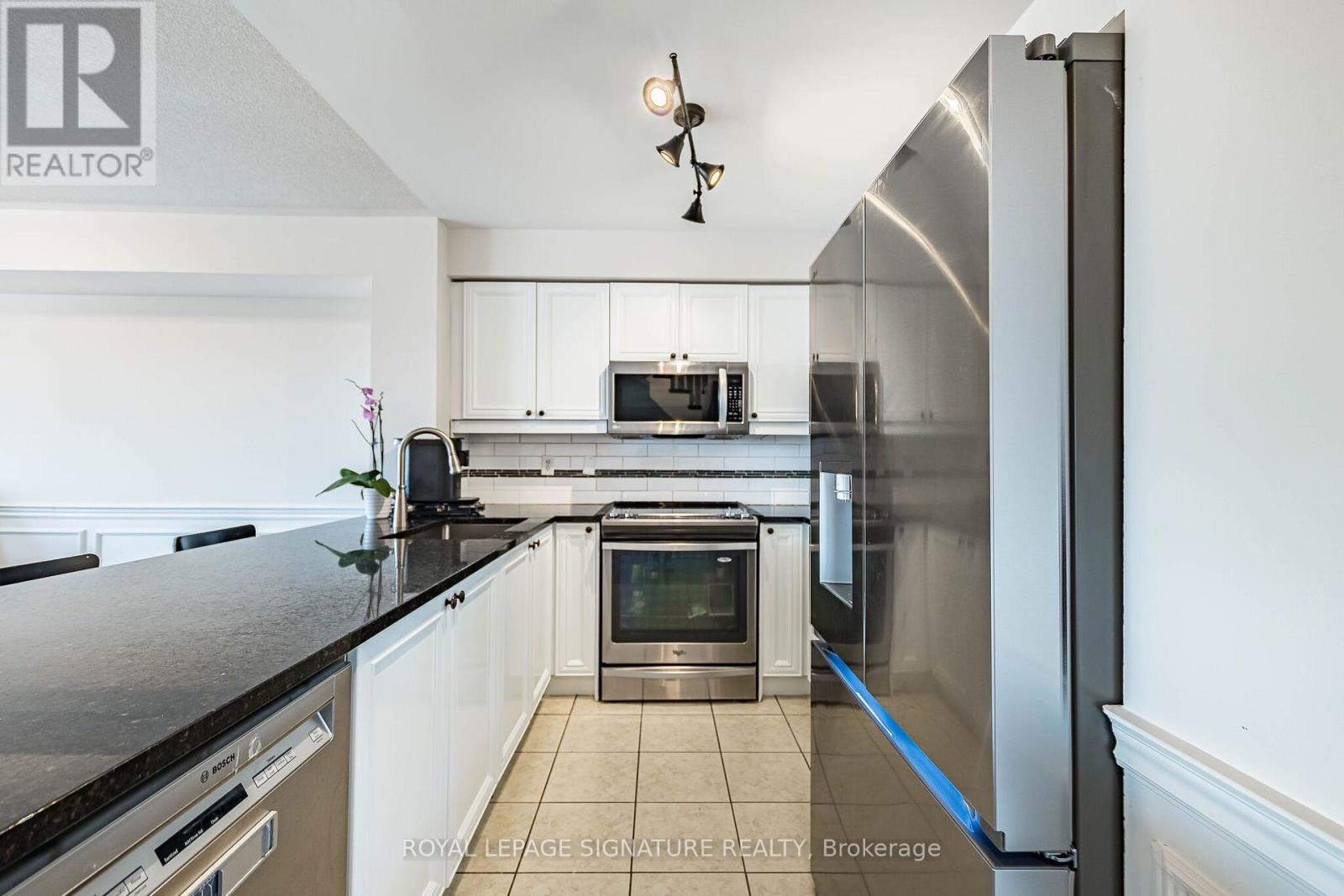#17 3985 EGLINTON AVENUE W - Image 10