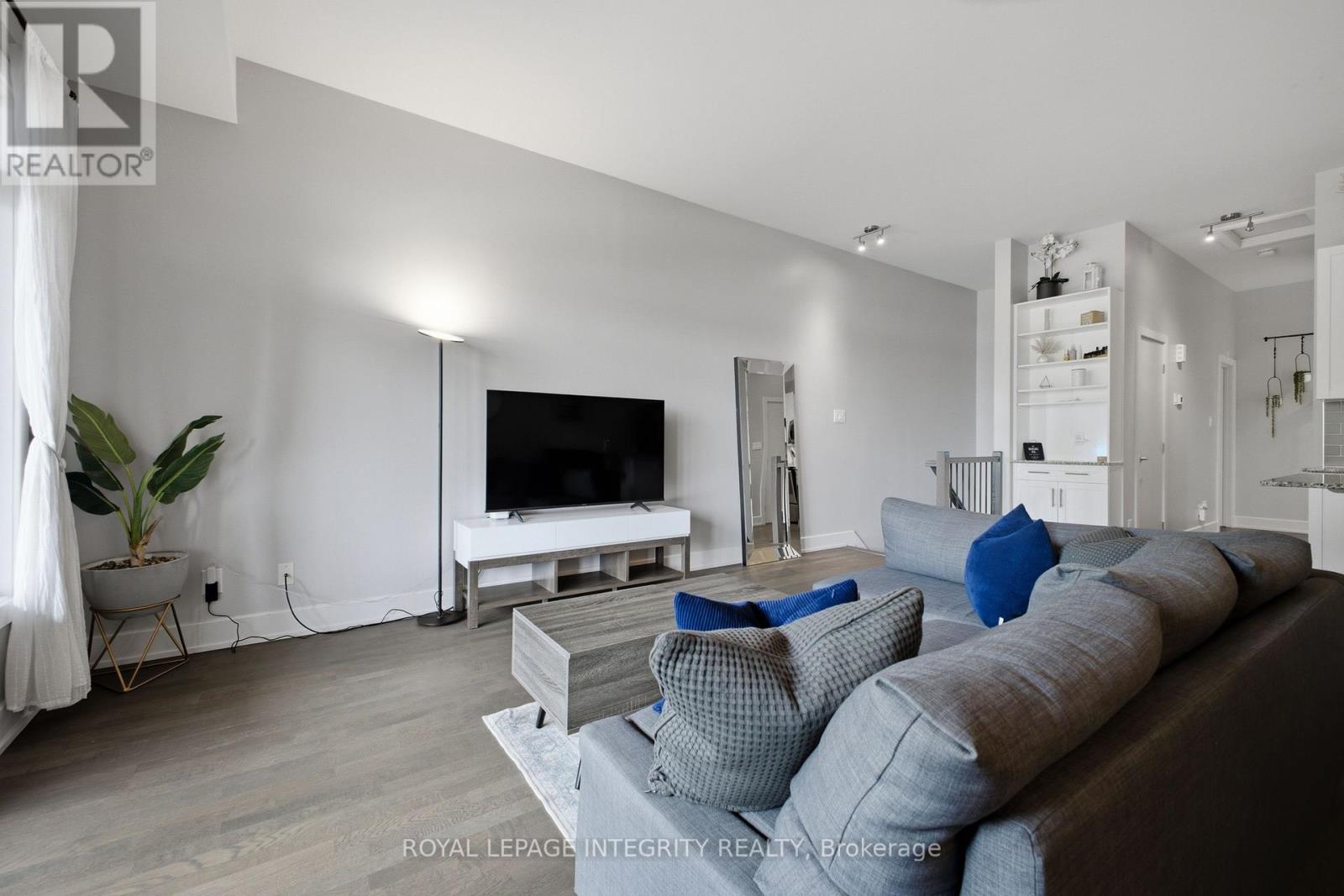 2 Bed, 2 Bath House for Sale in Ottawa – 48 BERGERON PRIVATE W, Ottawa – MLS# X13581272 - Image 6