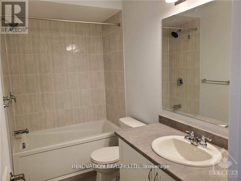 2 Bed, 2 Bath House for Rent in Ottawa – 719 ROUNCEY ROAD, Ottawa – MLS# X13581286 - Image 11