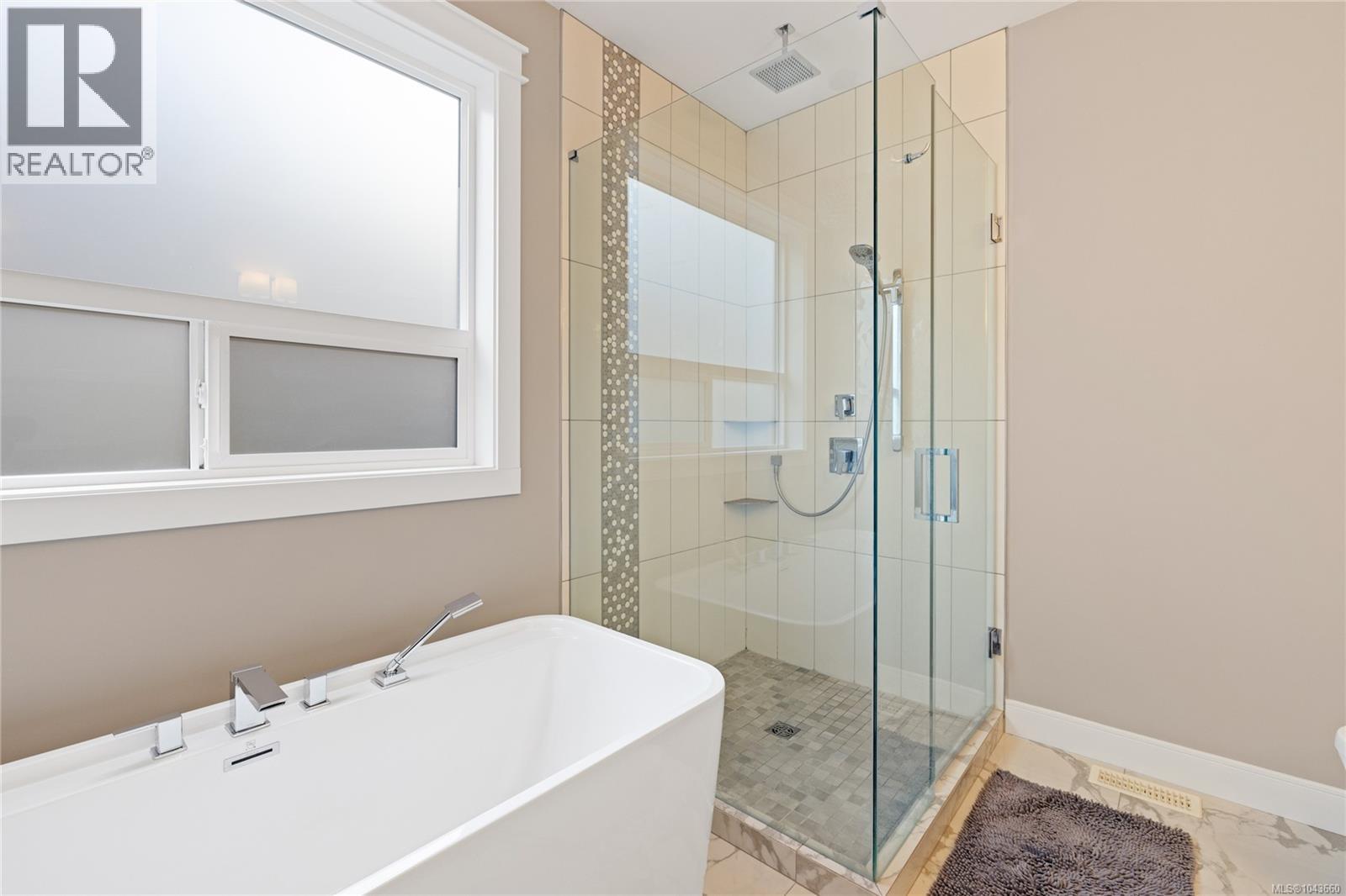 6089 Sansum Dr - 27