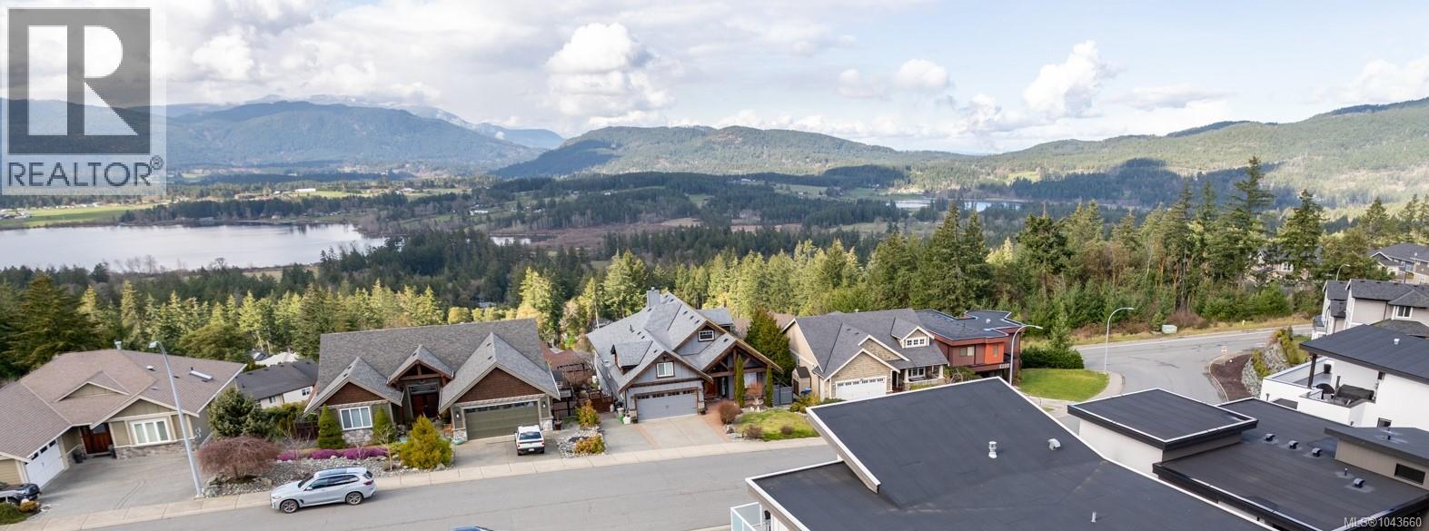 6089 Sansum Dr, Duncan