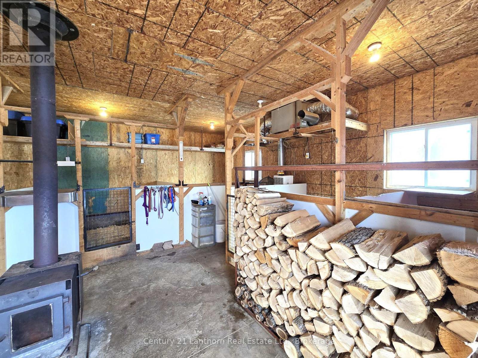 2147 Marlbank Road — photo 38
