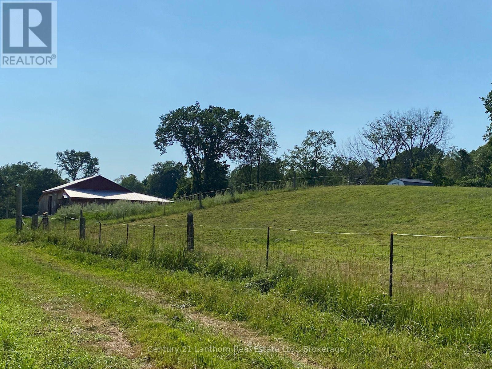 2147 Marlbank Road — photo 47
