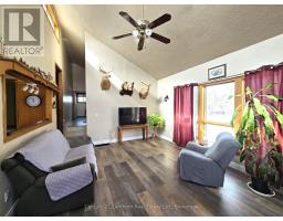 Primary Bedroom - 2147 Marlbank Road, Tweed), ON K0K3J0 Photo 8