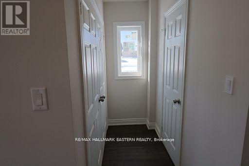 35 COLDBROOK DRIVE - 12