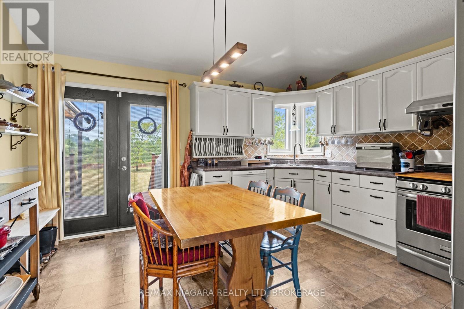 3398 DOMINION ROAD - 14