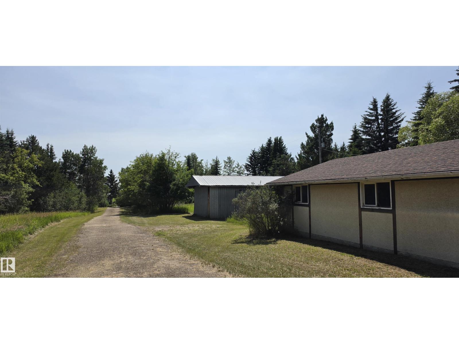 27208 TWP ROAD 522 - Image 3