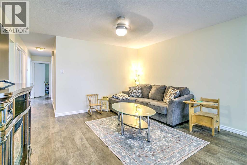 1714 15 Avenue N - Image 13