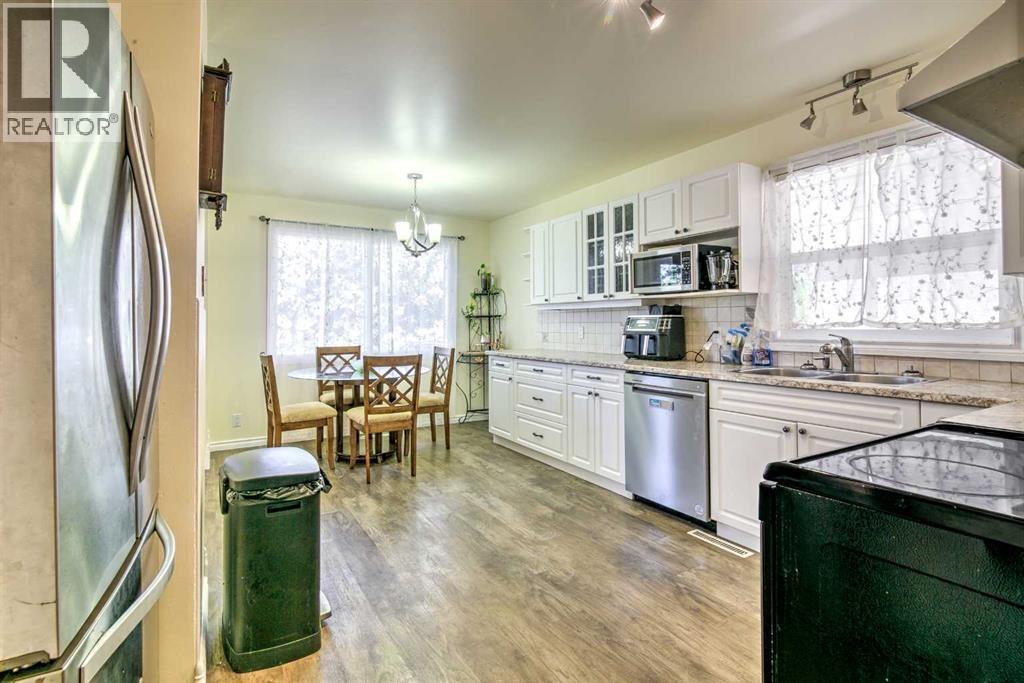 1714 15 Avenue N - 6