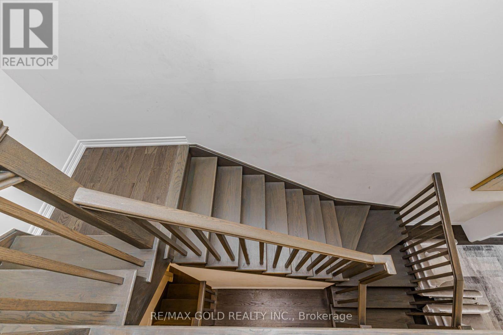 147 BROADACRE DRIVE - 19