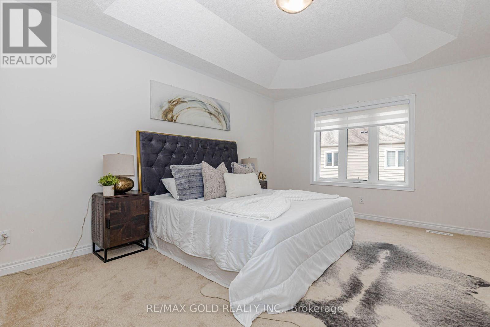 147 BROADACRE DRIVE - 21