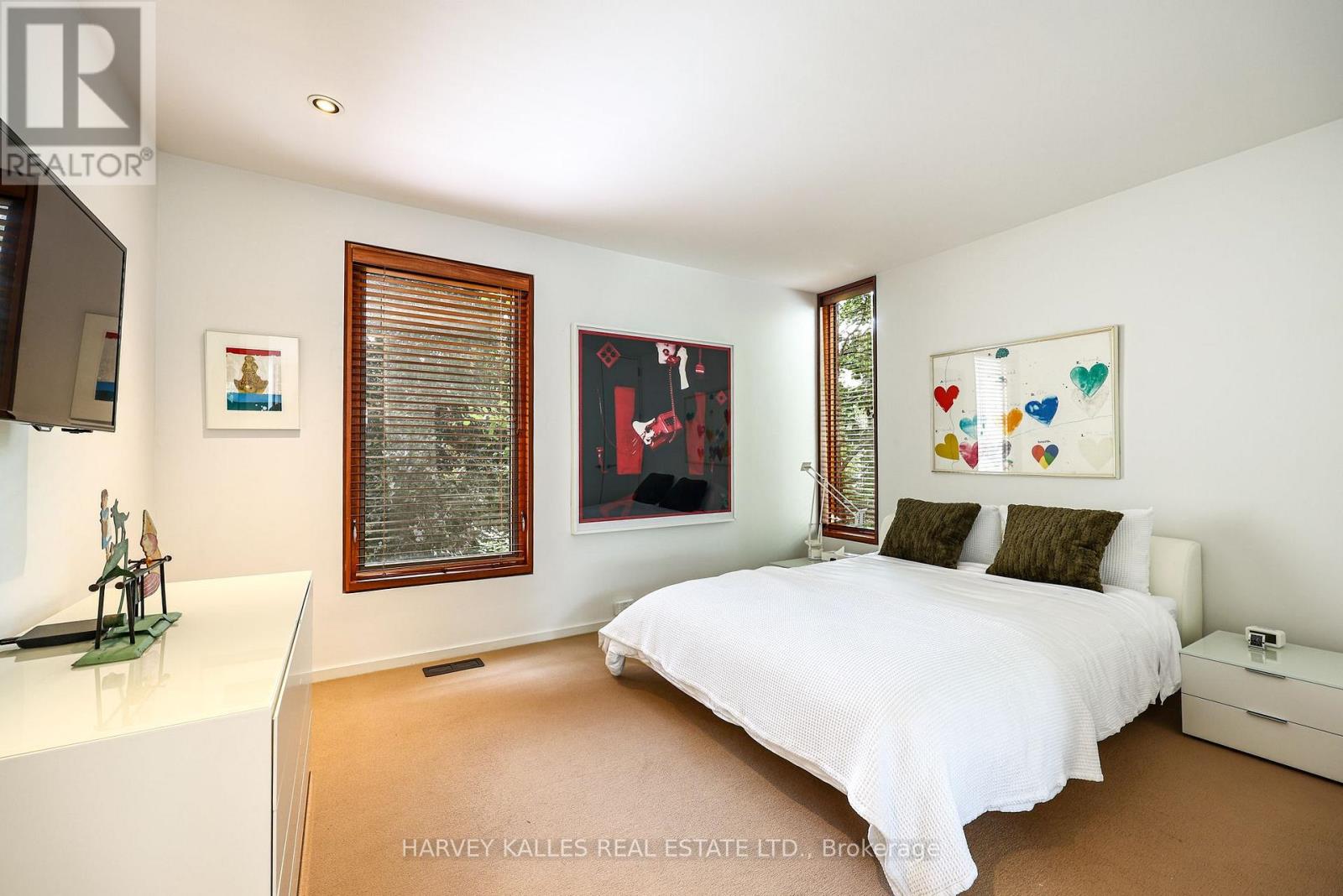 36 MILLBANK AVENUE - 31