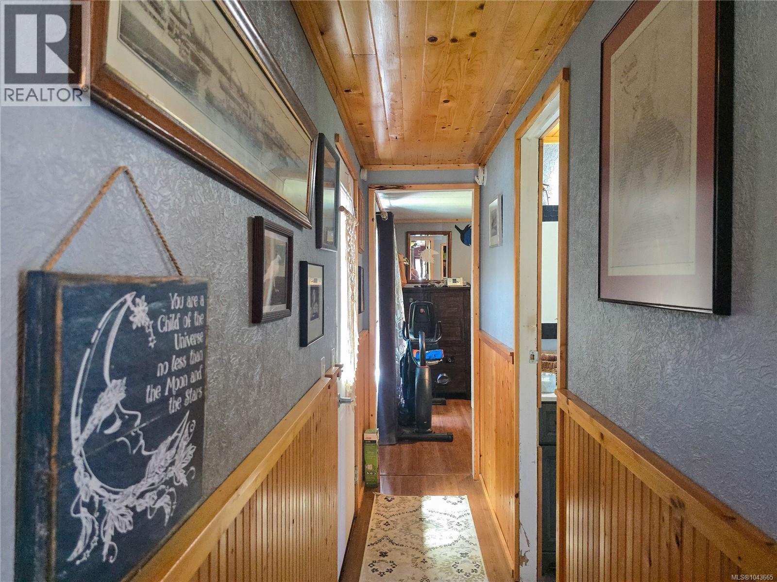 754 Sayward Rd - 42