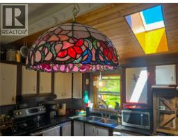 754 Sayward Rd, Sayward, BC V0P1R0 Photo 15