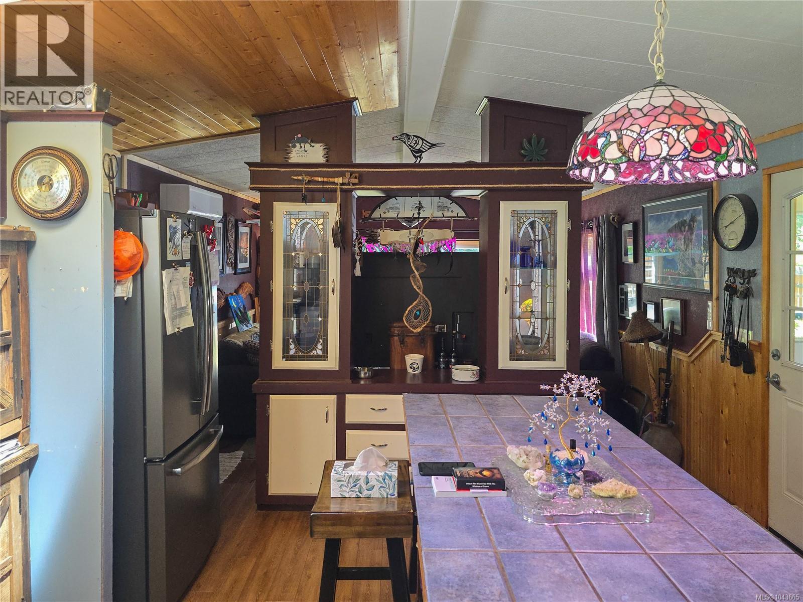 754 Sayward Rd - 44