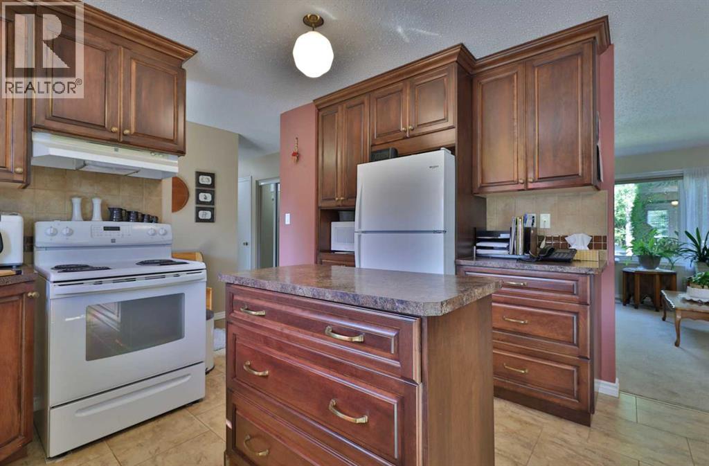 4407 66 Street - 12