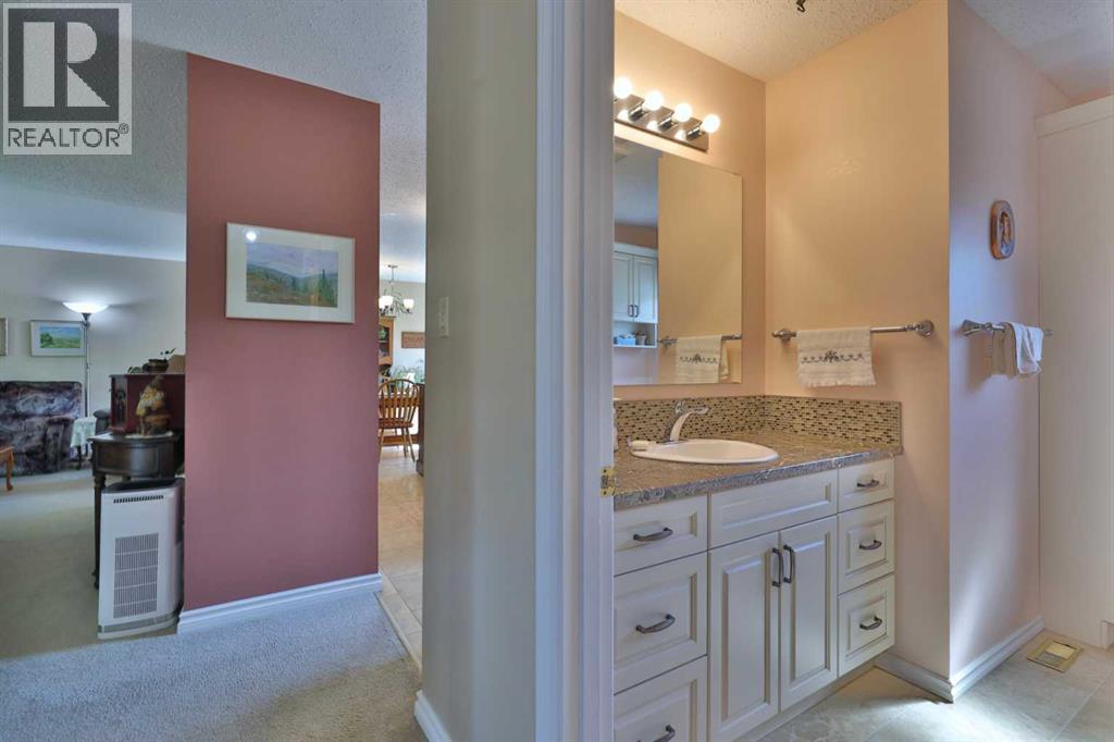 4407 66 Street - 17