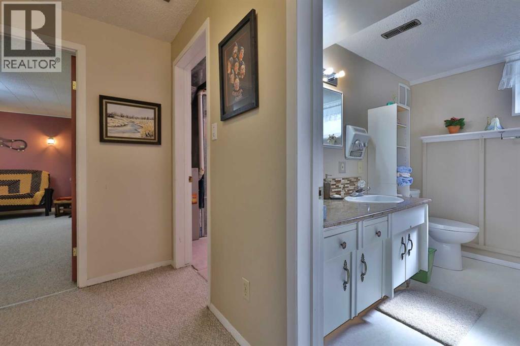 4407 66 Street - 37
