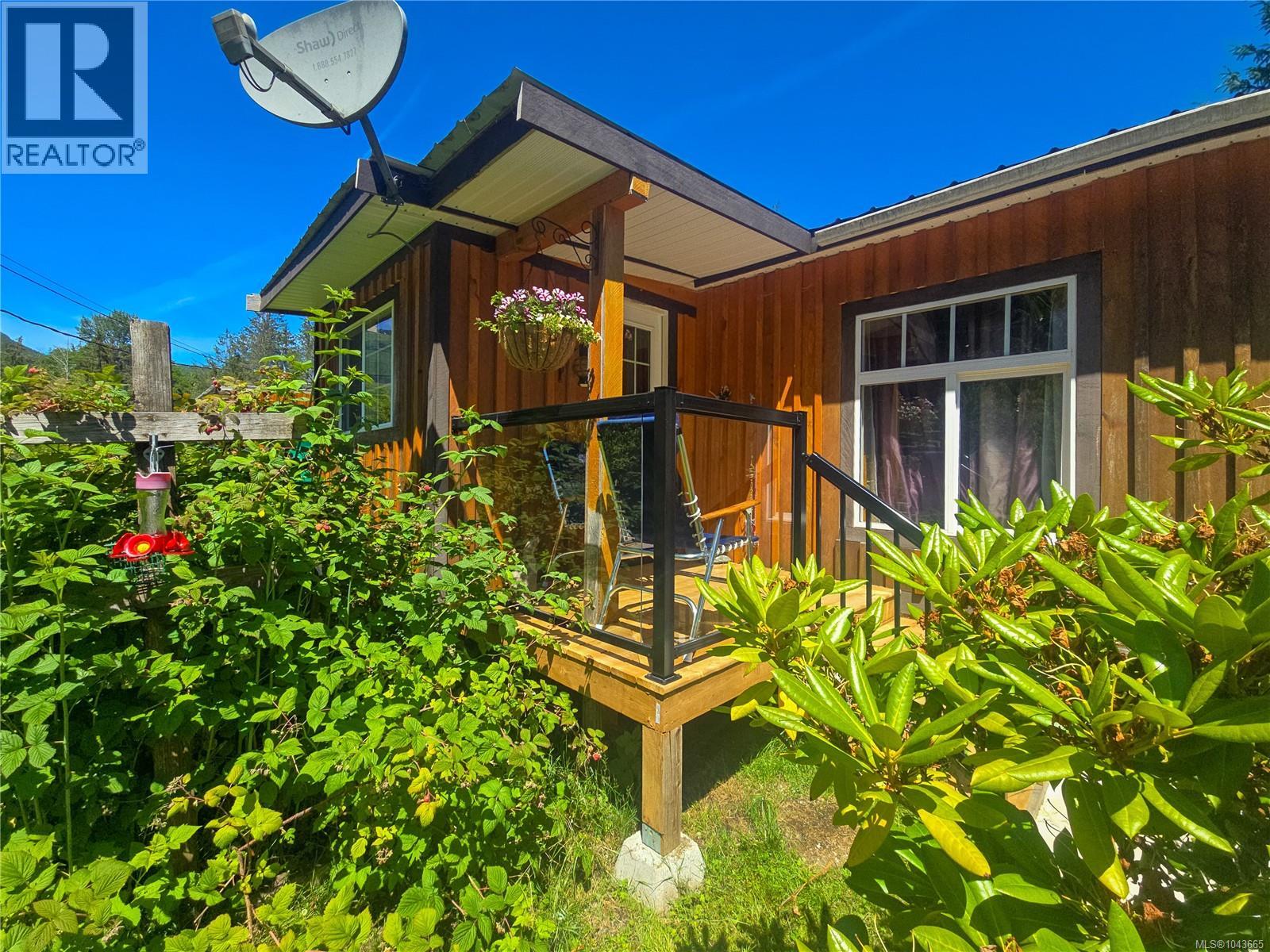 754 Sayward Rd - 54