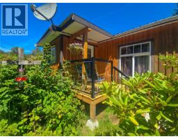 754 Sayward Rd, Sayward, BC V0P1R0 Photo 54