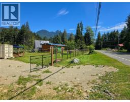 754 Sayward Rd, Sayward, BC V0P1R0 Photo 53