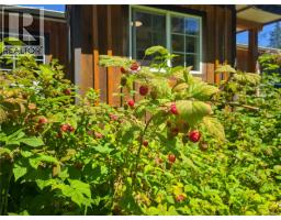 754 Sayward Rd, Sayward, BC V0P1R0 Photo 59