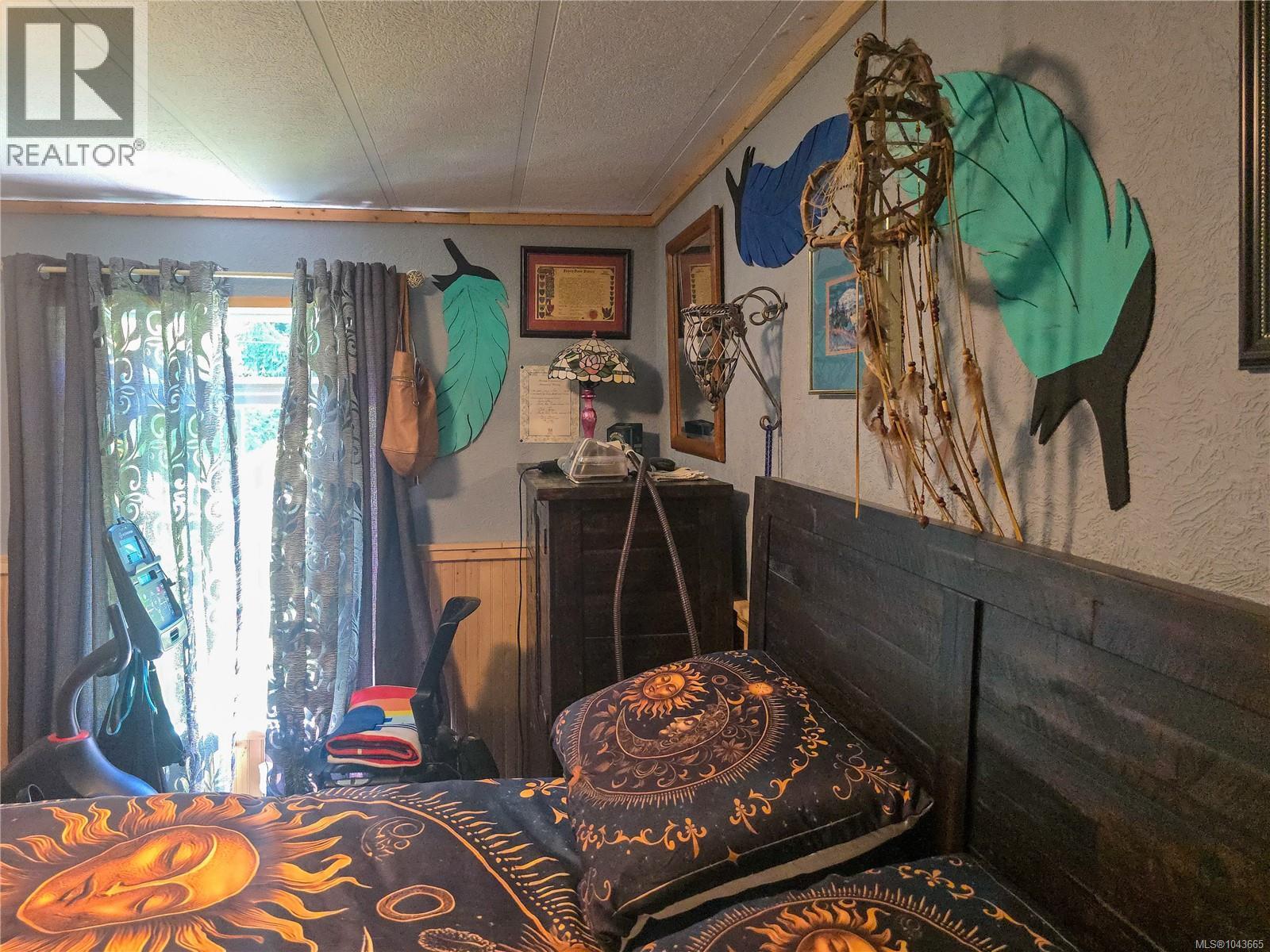 754 Sayward Rd - 40