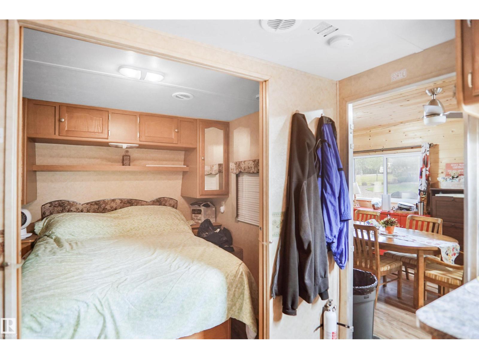 549 11207 TWP ROAD 564 - 25