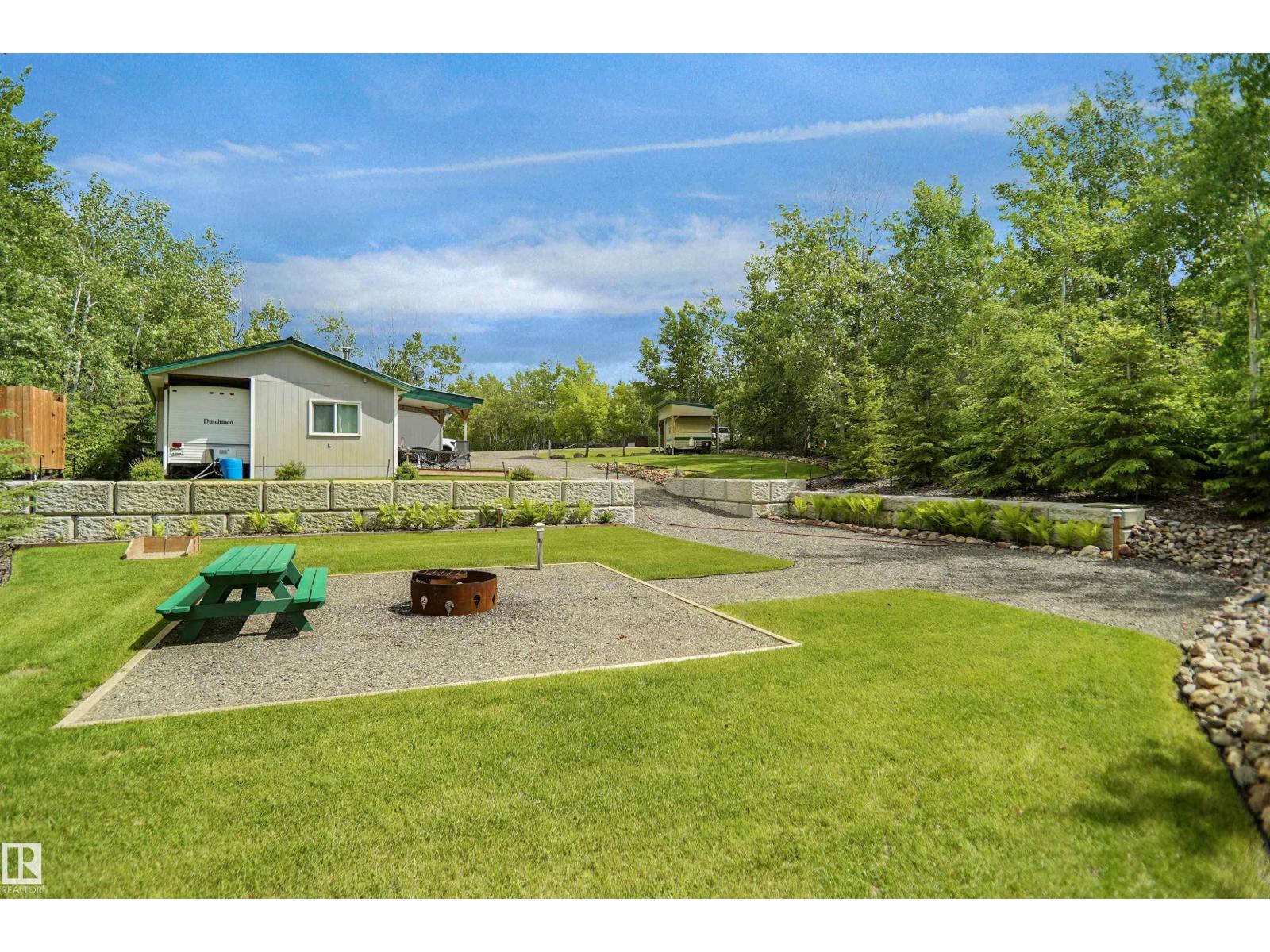 549 11207 TWP ROAD 564 - 45