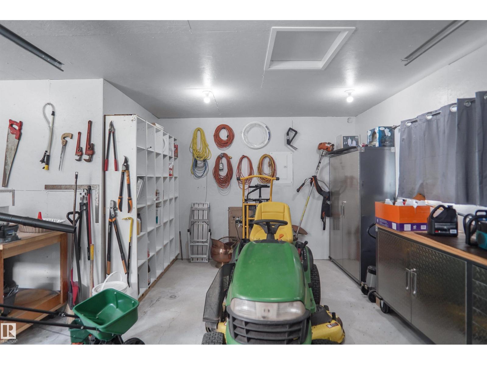549 11207 TWP ROAD 564 - 51