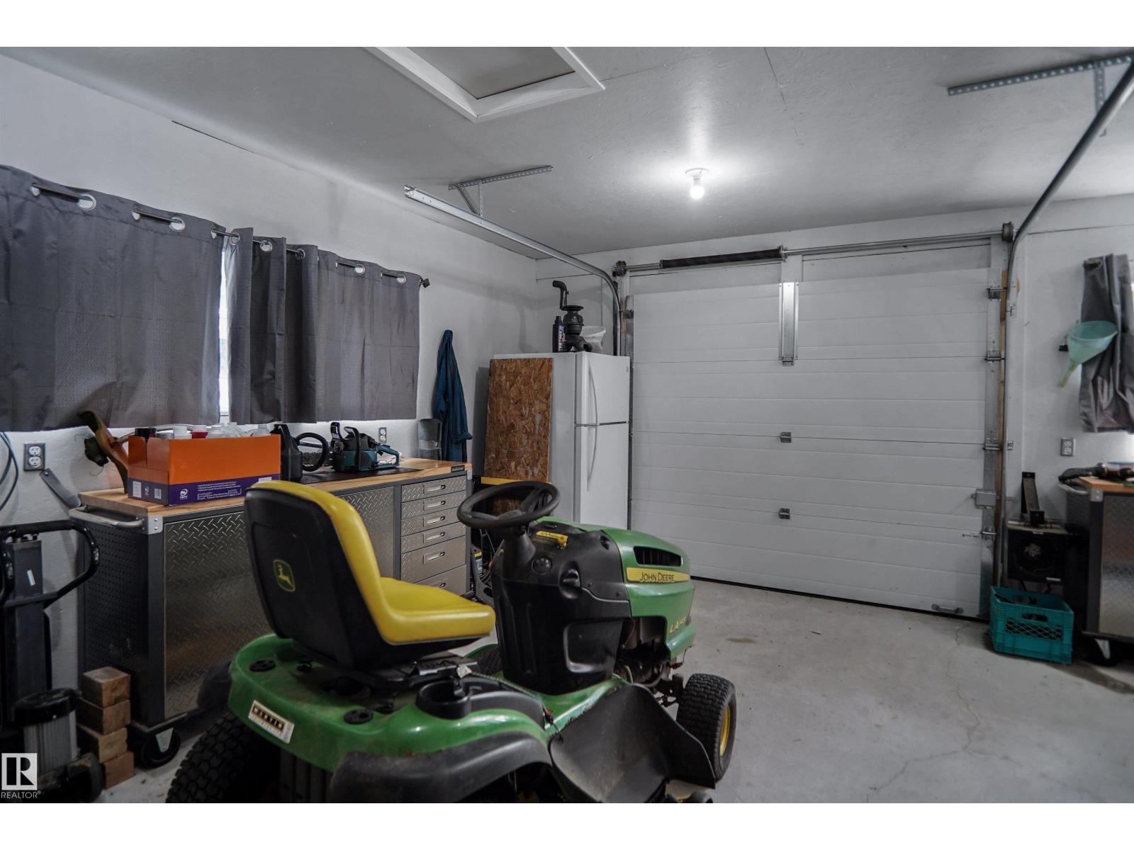 549 11207 TWP ROAD 564 - 52