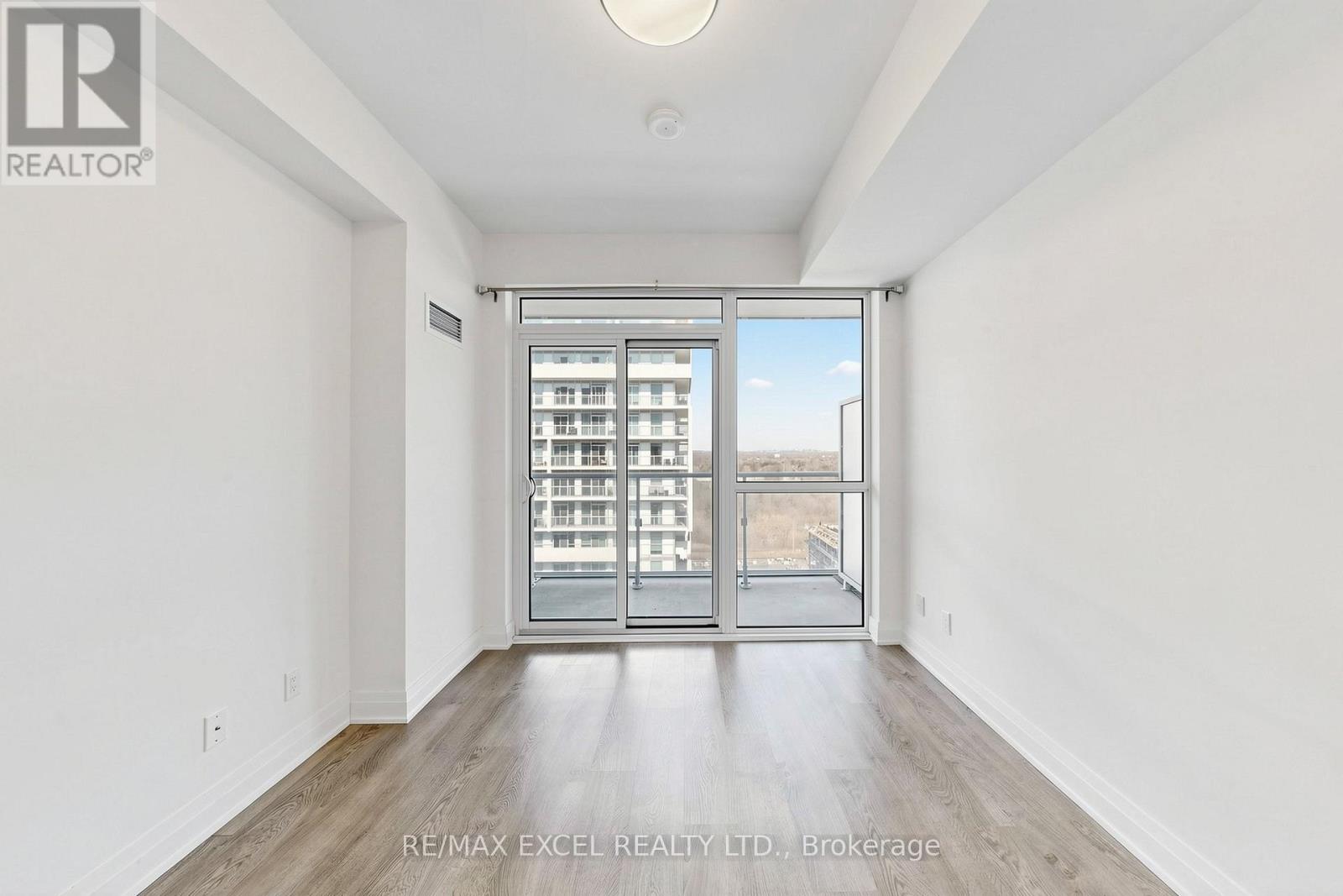 #1702 55 SPEERS ROAD - 15