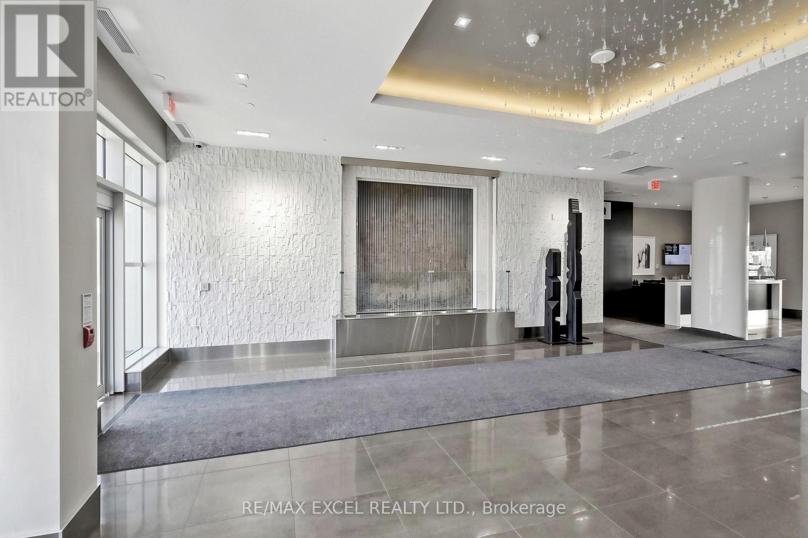 #1702 55 SPEERS ROAD - 30