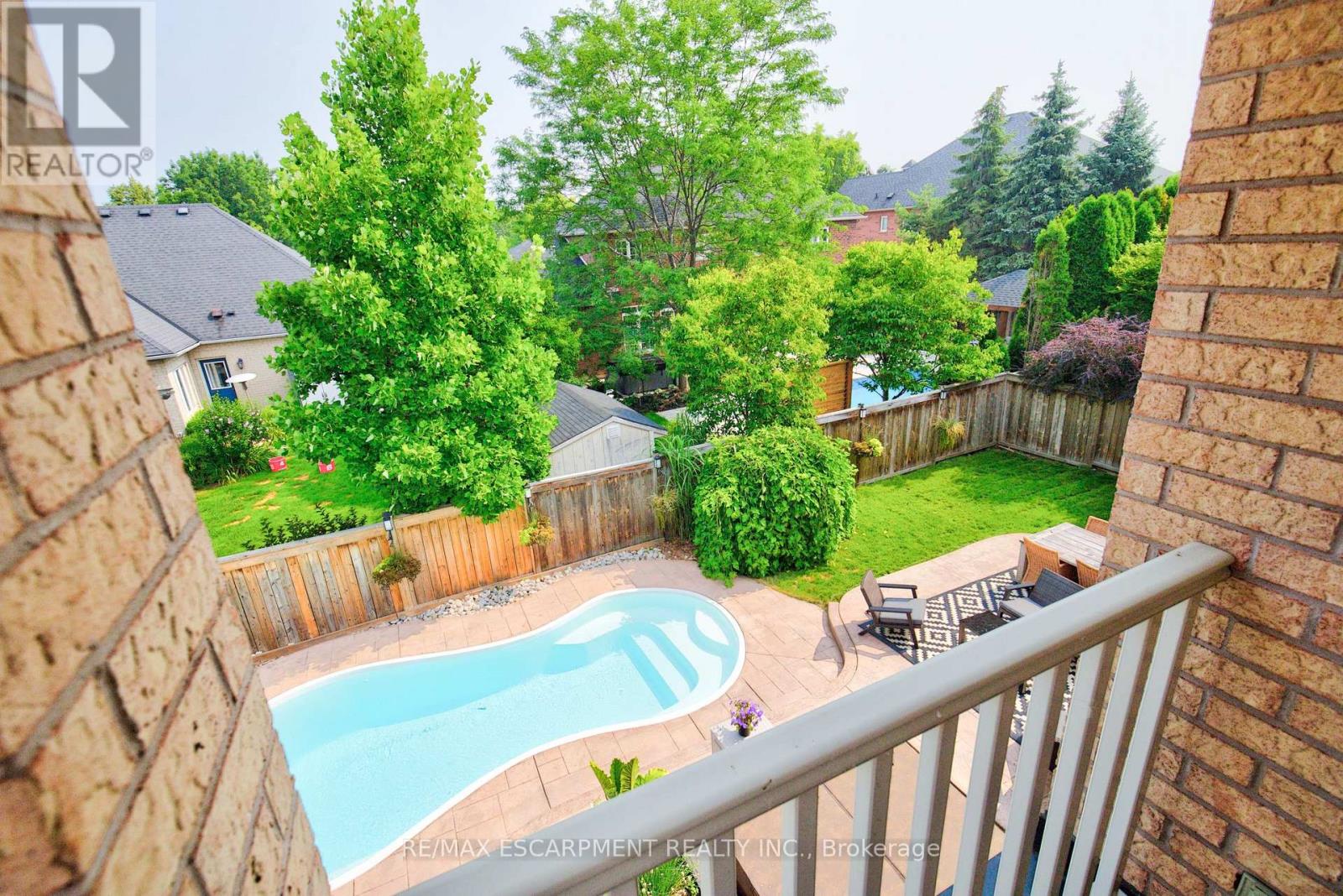 16 WATERCLIFF PLACE - Image 34