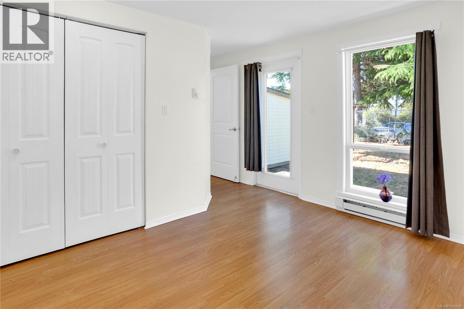 #7 80 Fifth St - 11