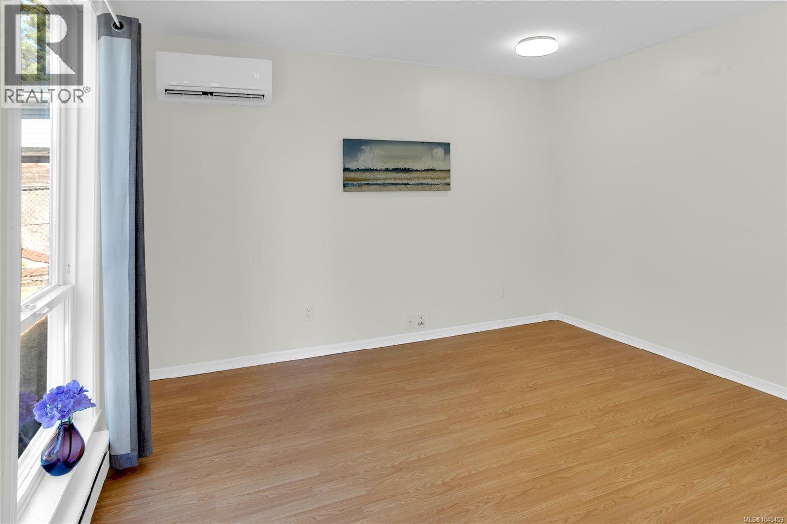 #7 80 Fifth St - 10