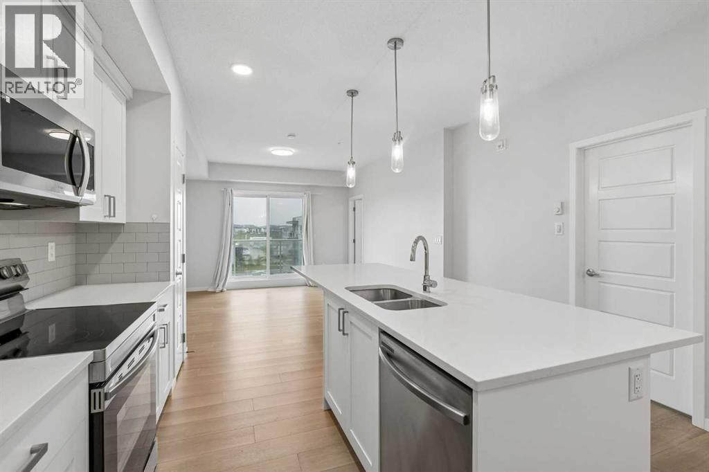 #417 80 Carrington Plaza NW - 7