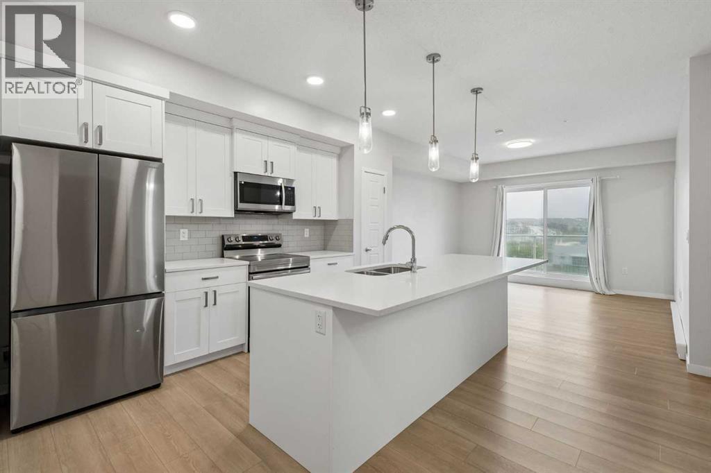 #417 80 Carrington Plaza NW - 1