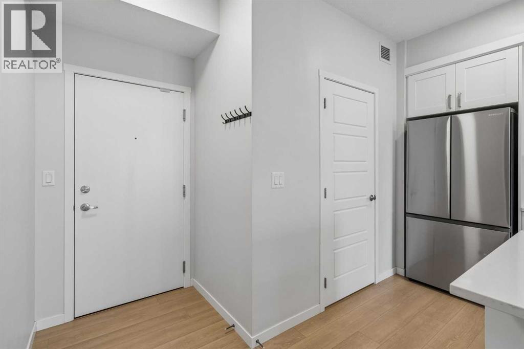 #417 80 Carrington Plaza NW - 5