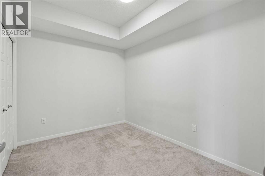 #417 80 Carrington Plaza NW - 17