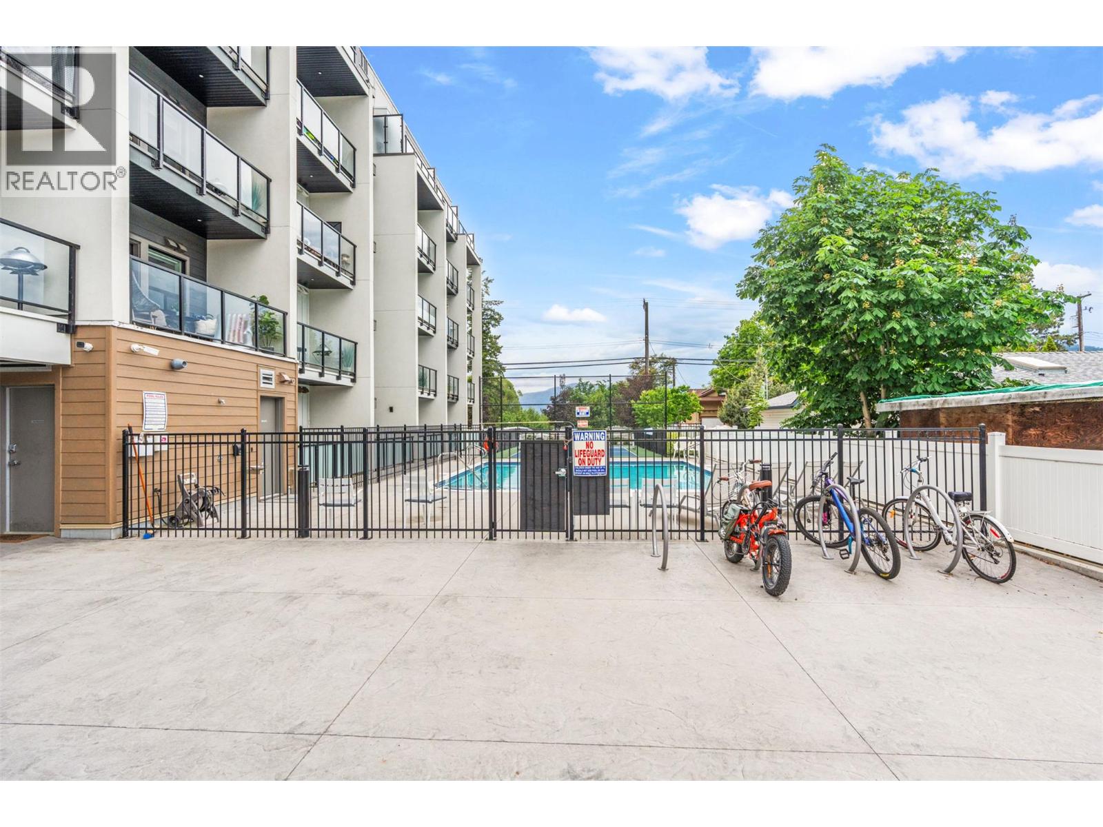 #306 2555 Lakeshore Road - 3