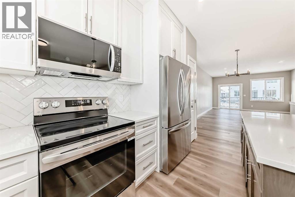 22 Tagish Avenue - 9