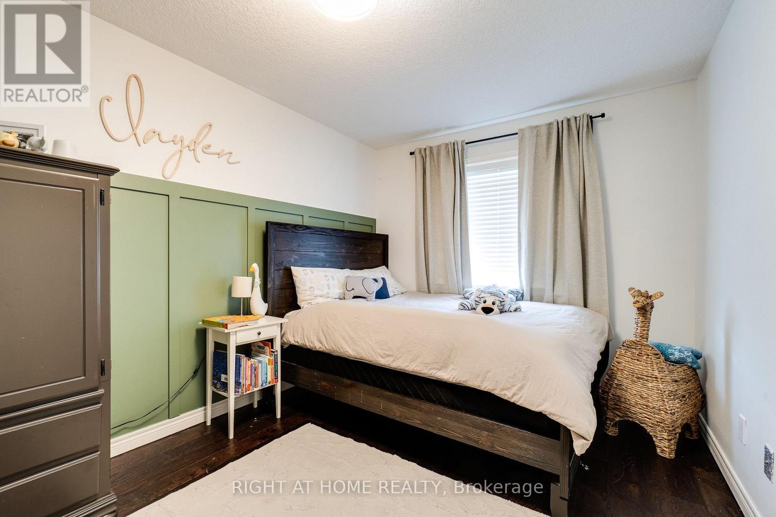 #12 70 HIGHGATE DRIVE - 23