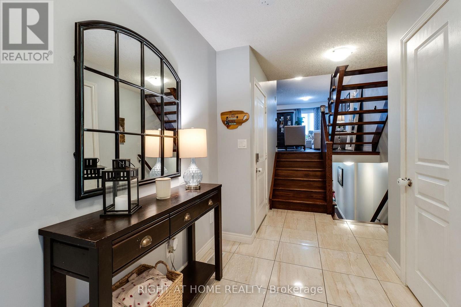 #12 70 HIGHGATE DRIVE - 5
