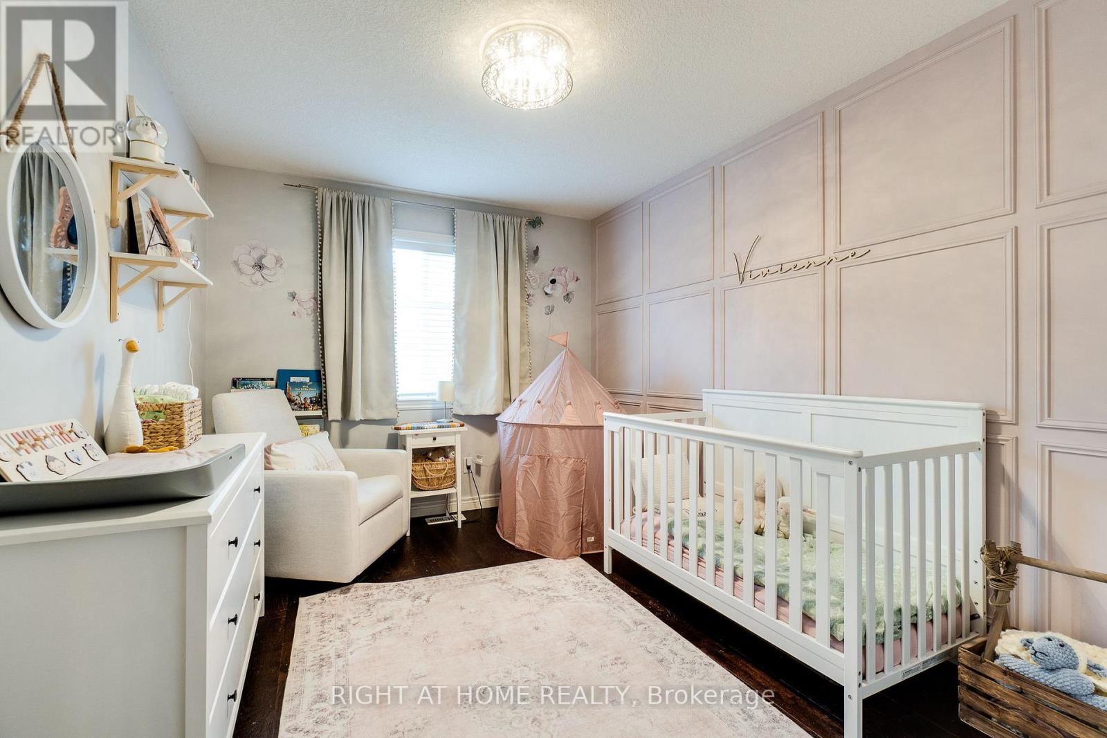 #12 70 HIGHGATE DRIVE - 20
