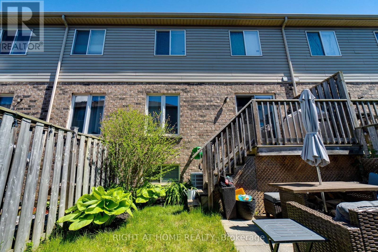 #12 70 HIGHGATE DRIVE - 31