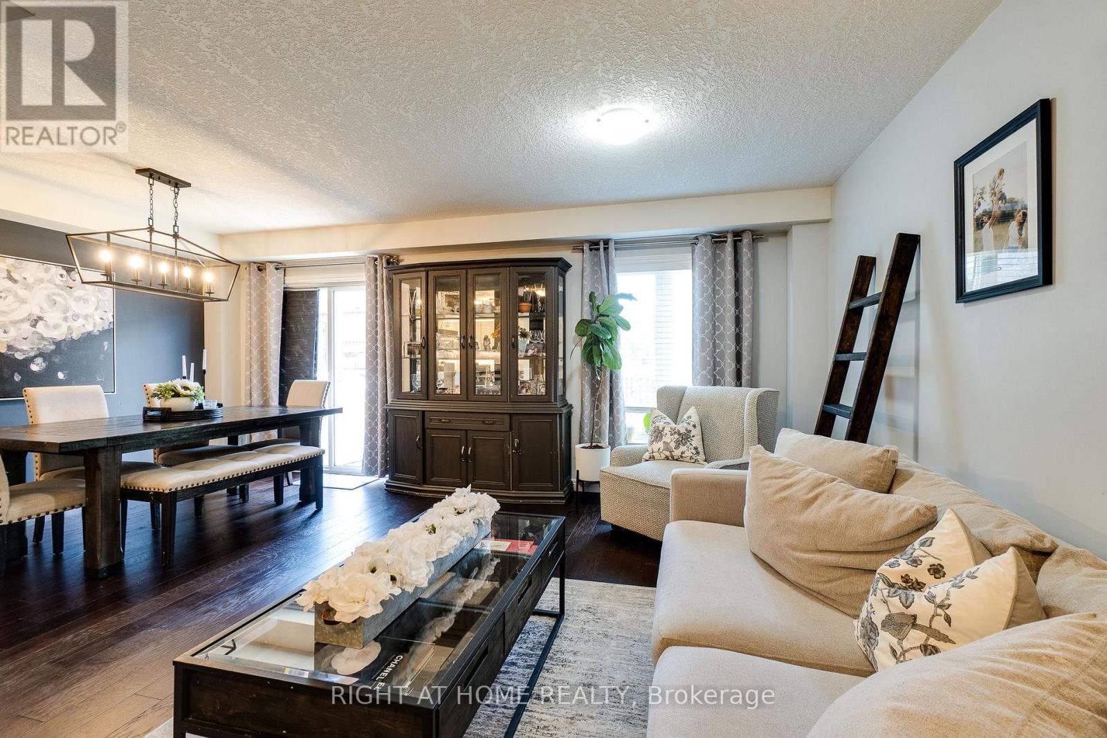 #12 70 HIGHGATE DRIVE - 6