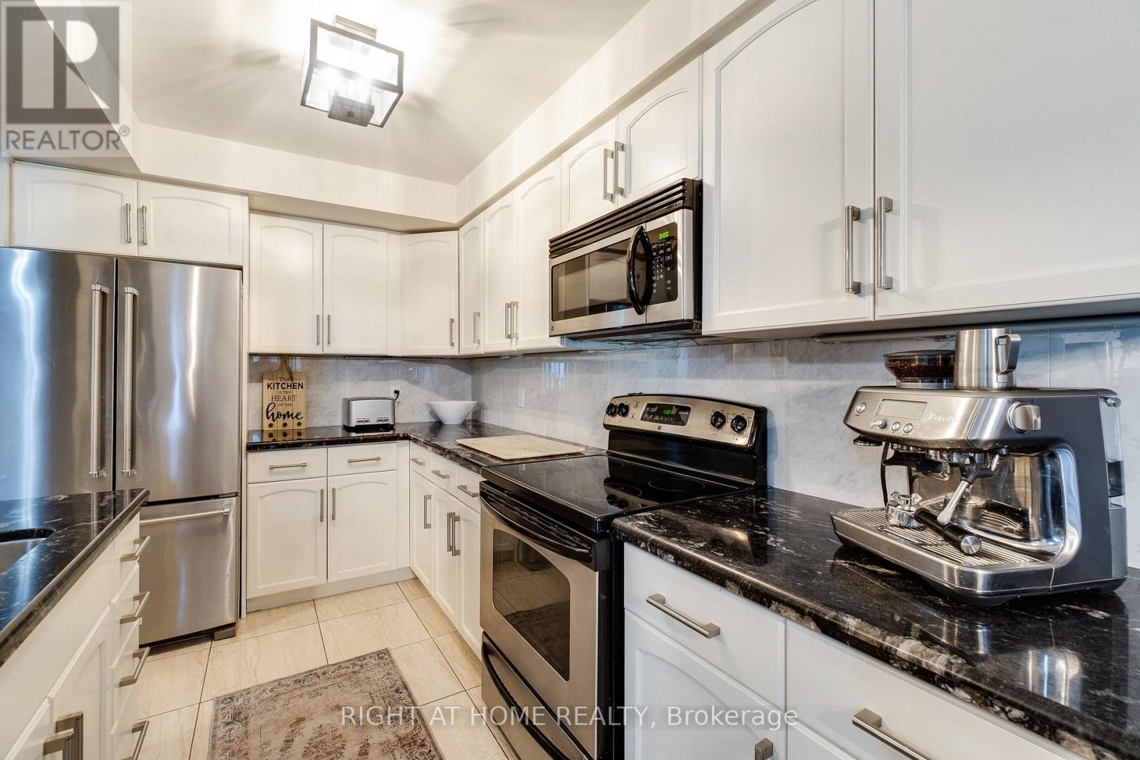 #12 70 HIGHGATE DRIVE - 13