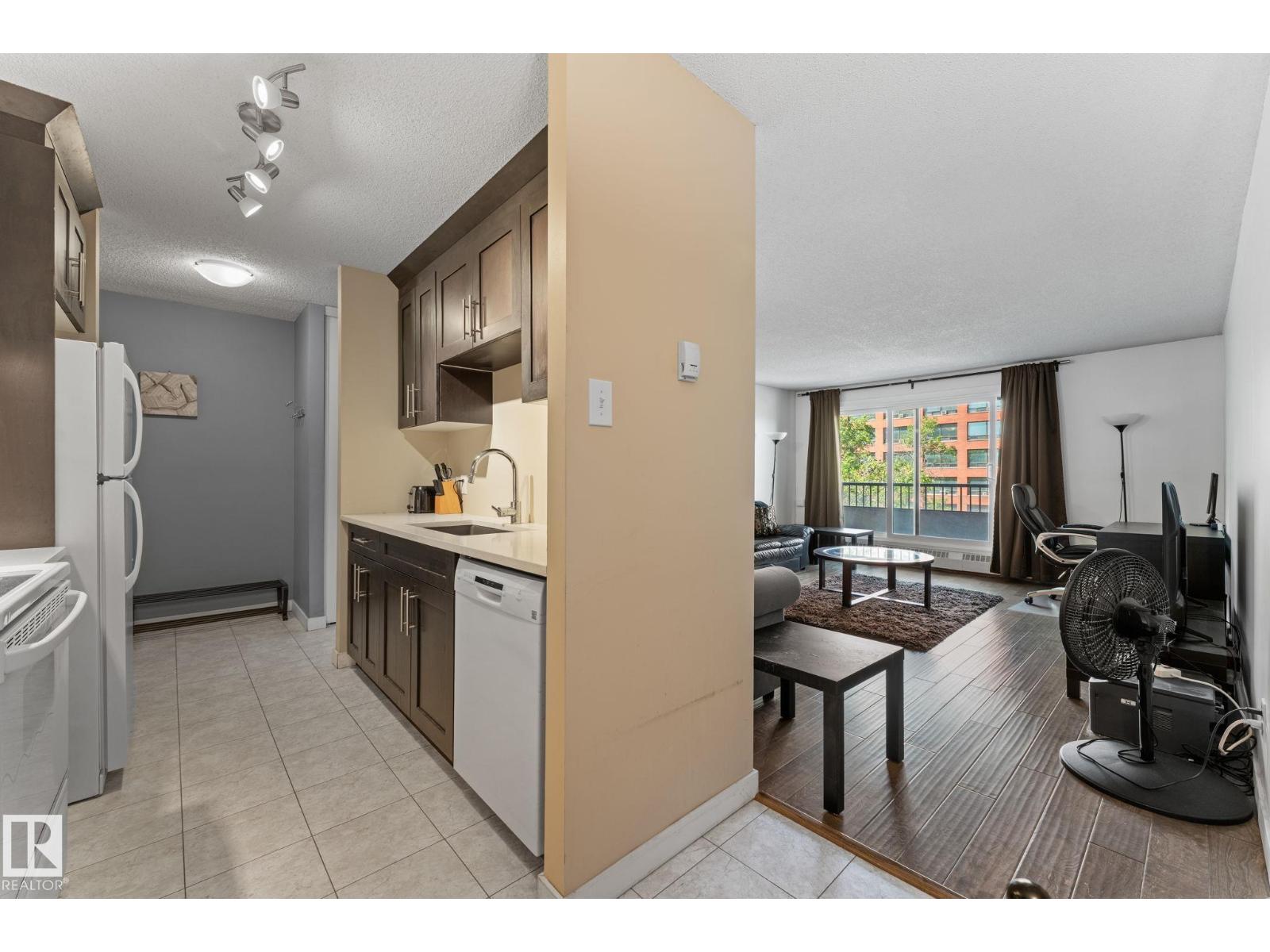#503 10175 114 ST NW - Image 7